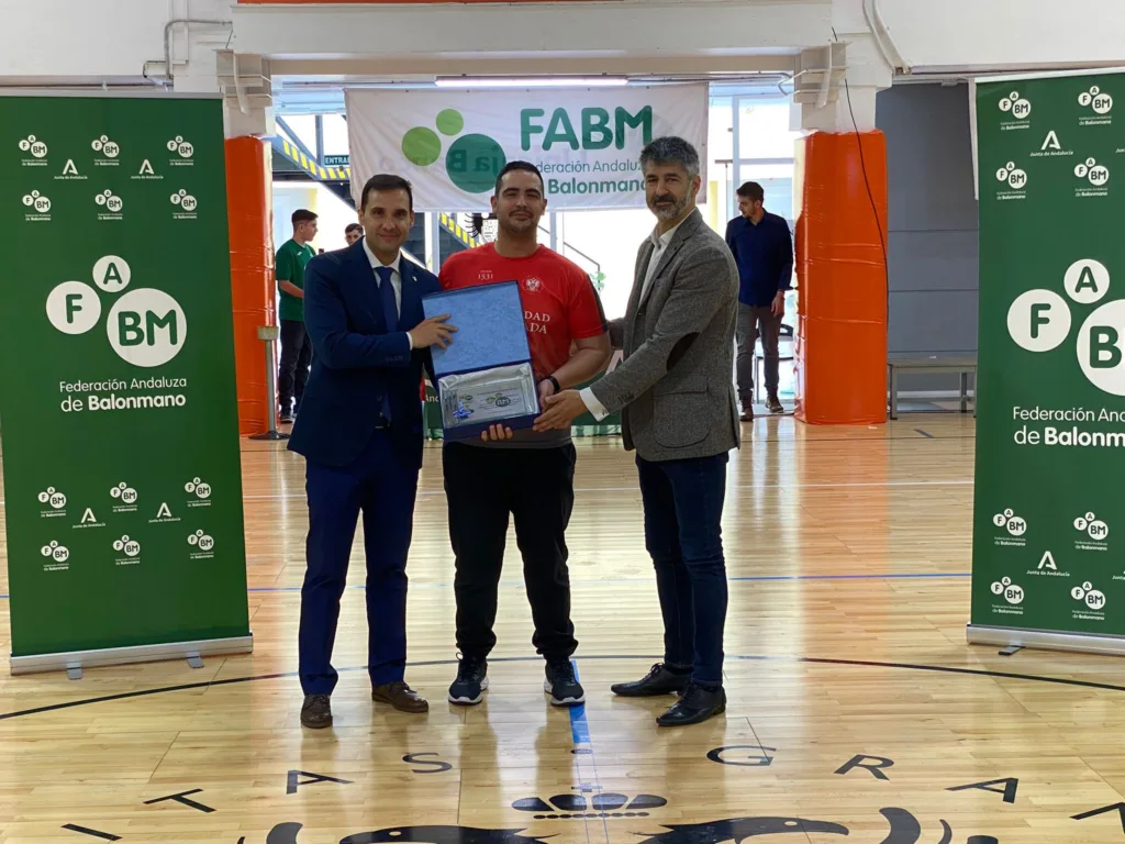 AGRADECIMIENTO A UGR POR LA ORGANIZACIÓN DE LA FASE 1NF