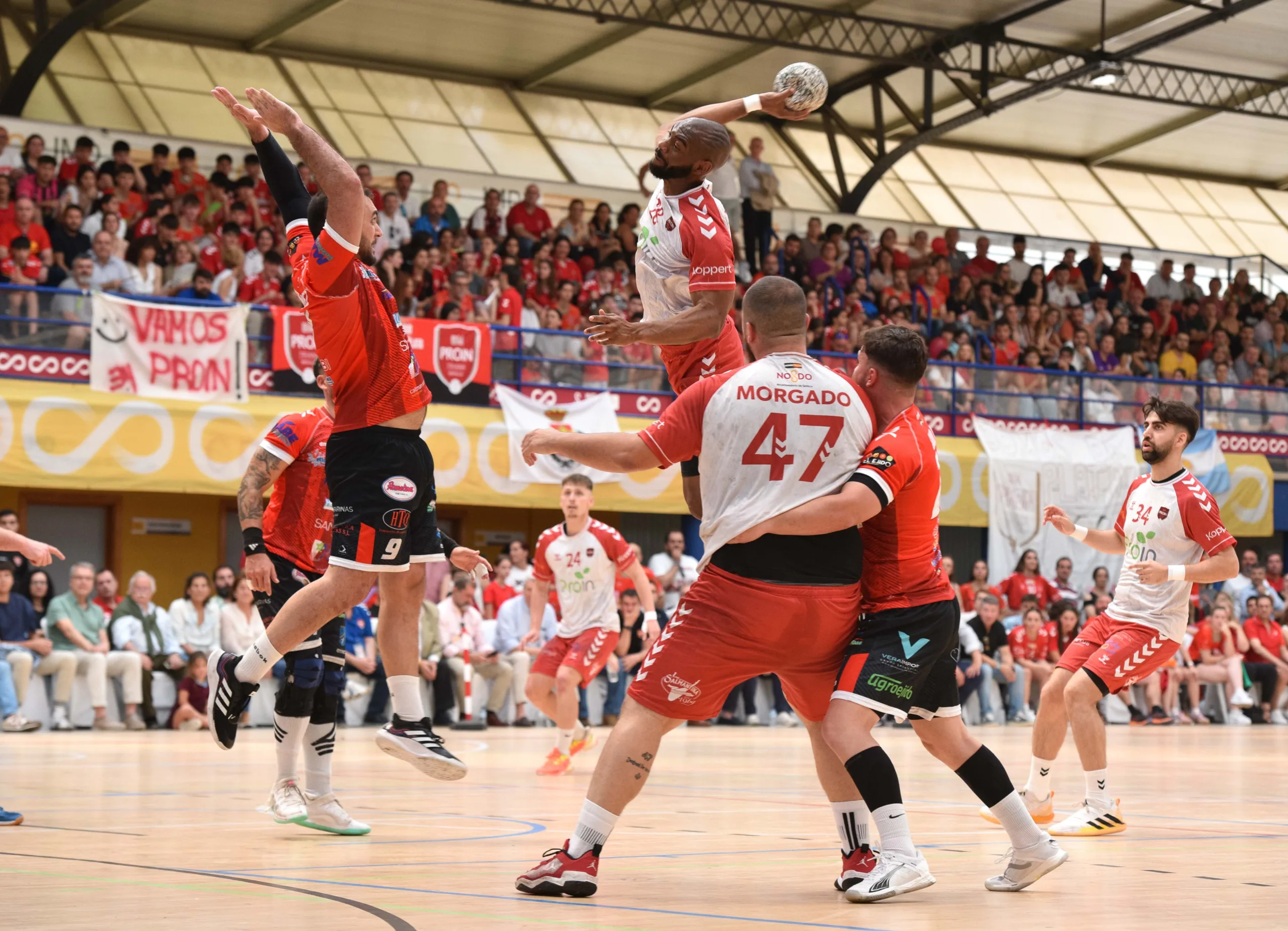 IMAGEN DEL PARTIDO ENTRE CANTERA SUR Y BM PROIN TRIANA