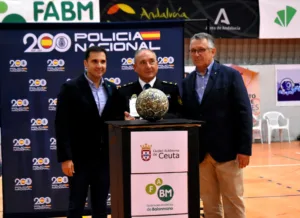 Homenaje a la Policía Nacional por su 200 aniversario