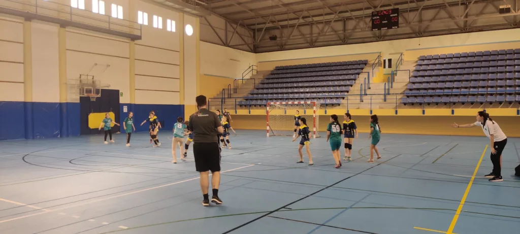 PARTIDO DE BALONMANO BASE