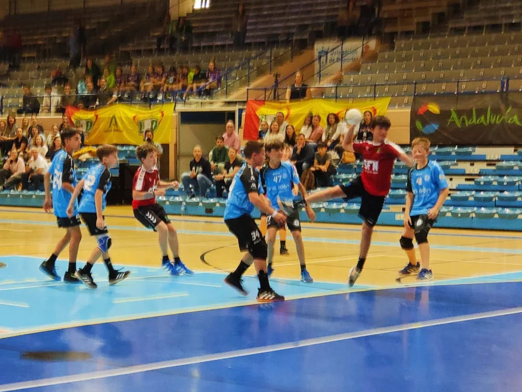PARTIDO DE BALONMANO BASE