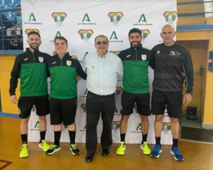 ÁRBITROS DE PARTIDOS BASE