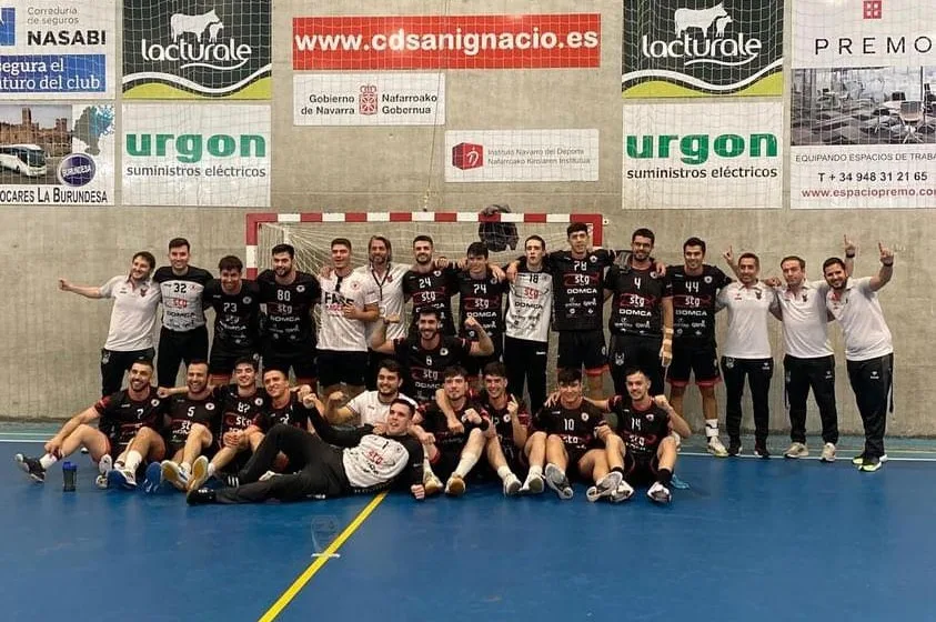 DOMCA VEGA DE GRANADA ASCIENDE  A PRIMERA NACIONAL